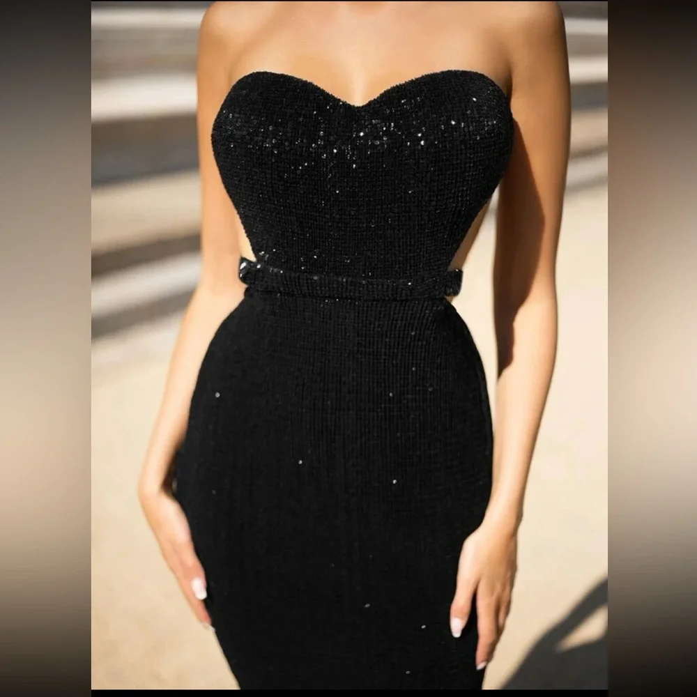 Strapless Black Sequin Mermaid Evening Dress
